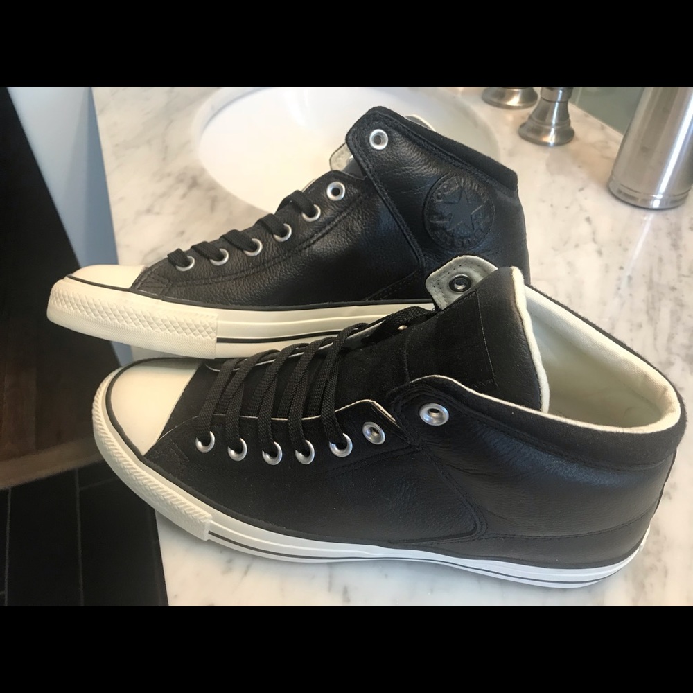 Converse Chuck Taylor All Star Street Leather